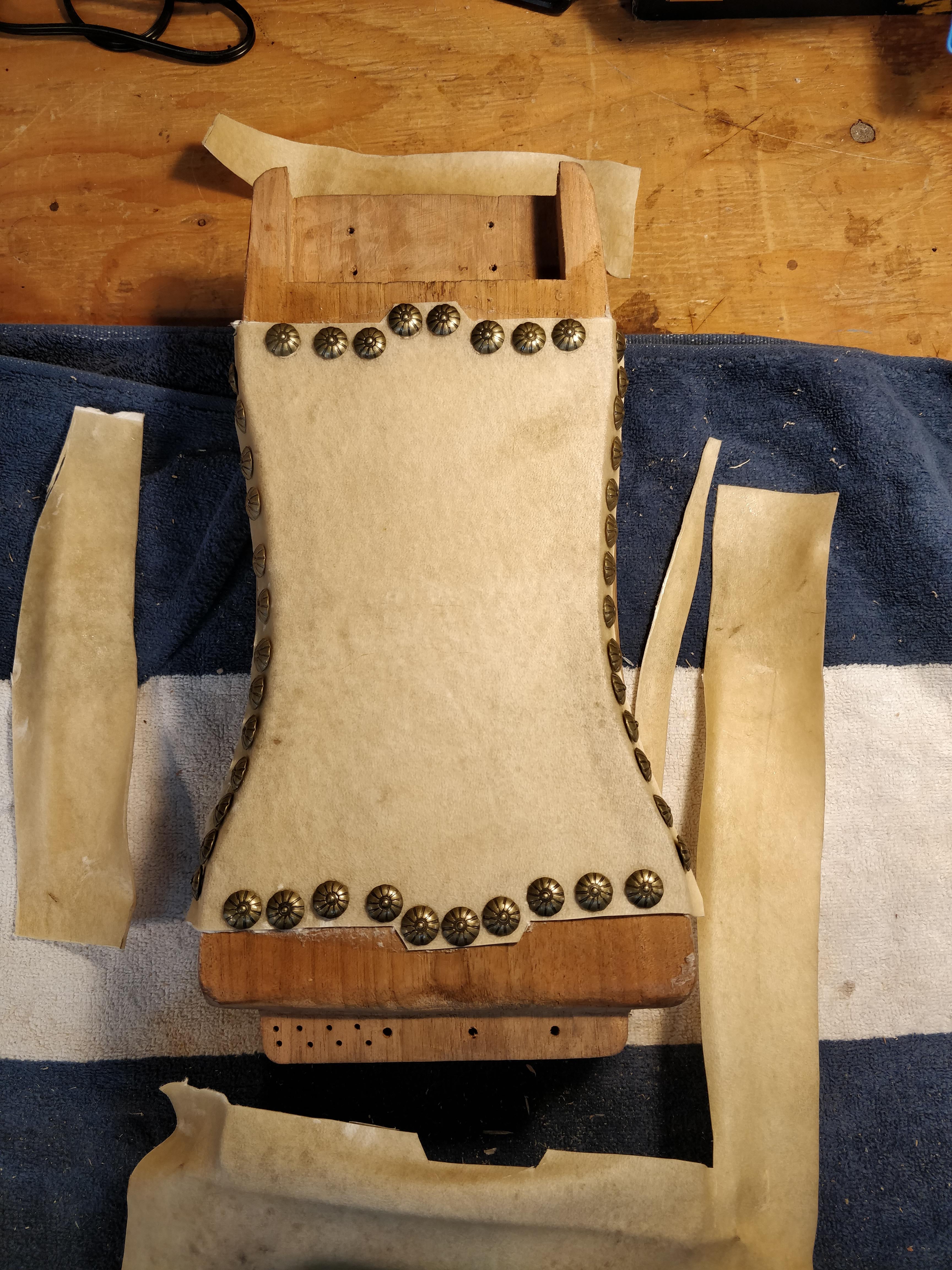 Sarangi during skin installation.